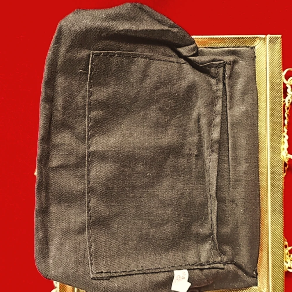 Clutch & Coin Purse - Picture 11 of 16